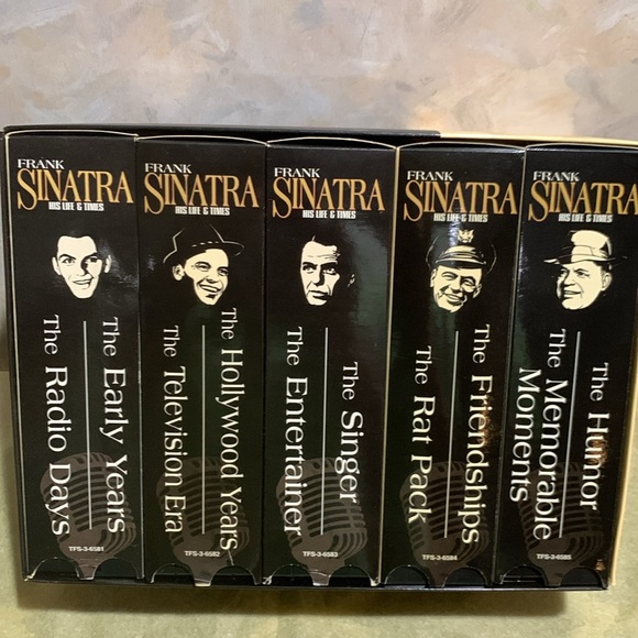 Sinatra HIS LIFE AND TIMES COLLECTORS EDITION VHS TAPES - Picture 5 of 6